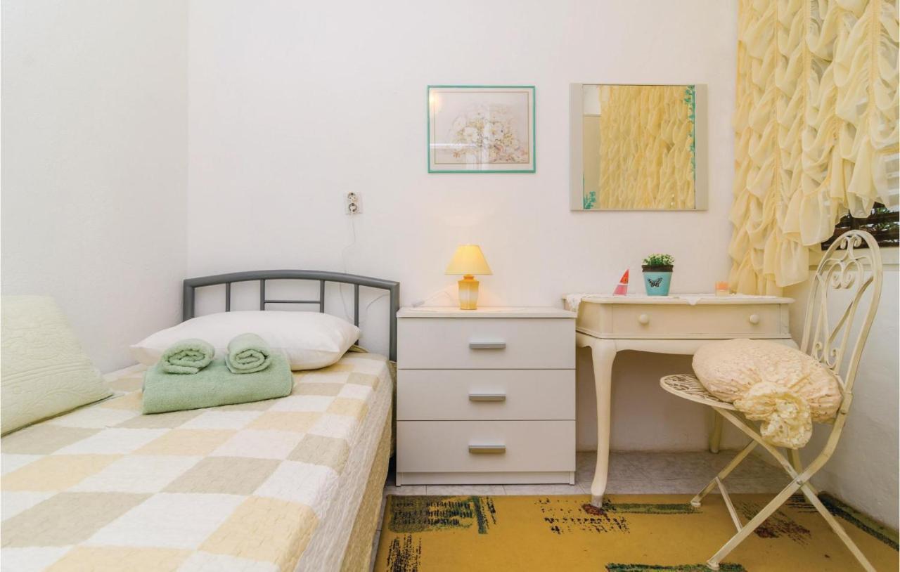 2 Bedroom Cozy Apartment In Klek Zewnętrze zdjęcie
